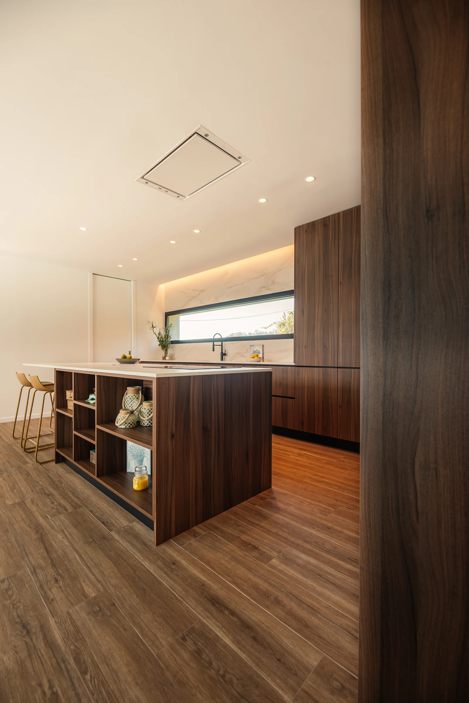 Joinery detail from the Avioso project